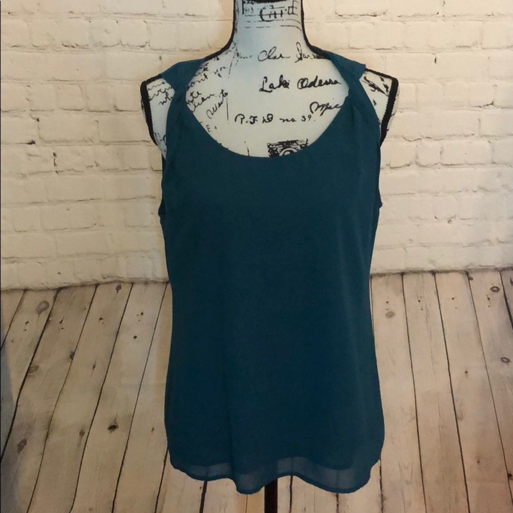 41 Hawthorn green blouse